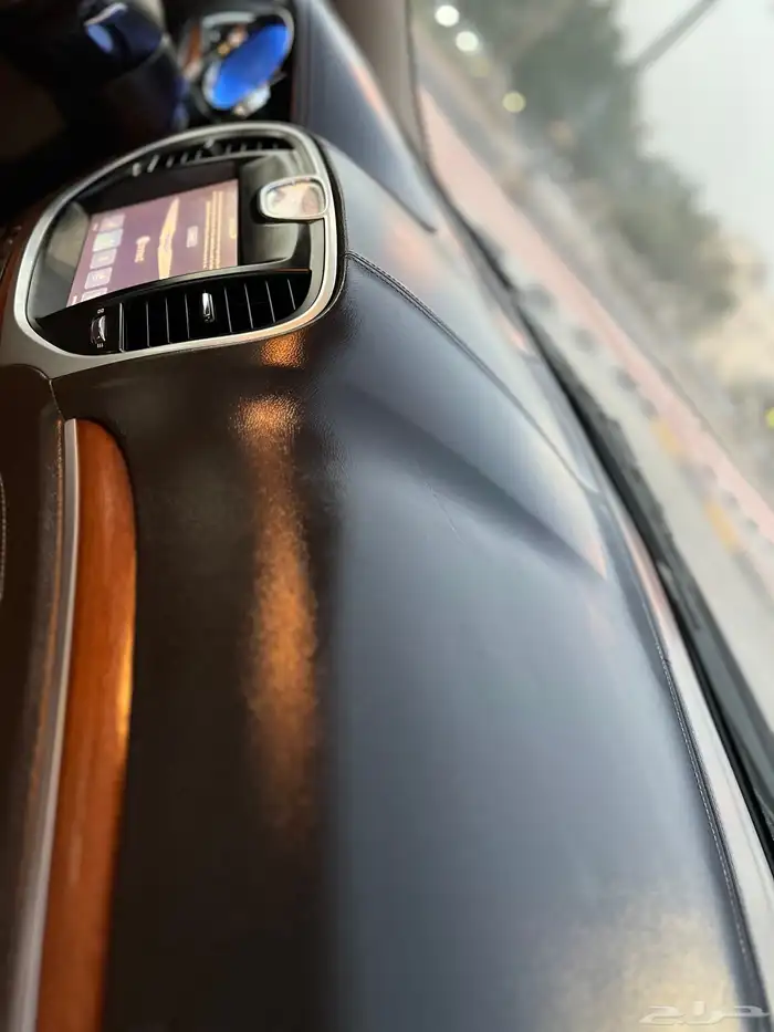 كرايزلر v8اكزكتف ثالت مالك بدي وكاله 2014 19