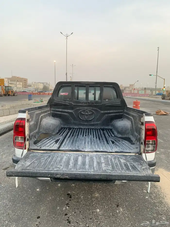 تويوتا هايلوكس 2020 8