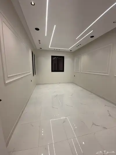 للبيع أدوار أرضيه بحوش وشقق علويه بسطح حي الضيافه خميس مشيط index
