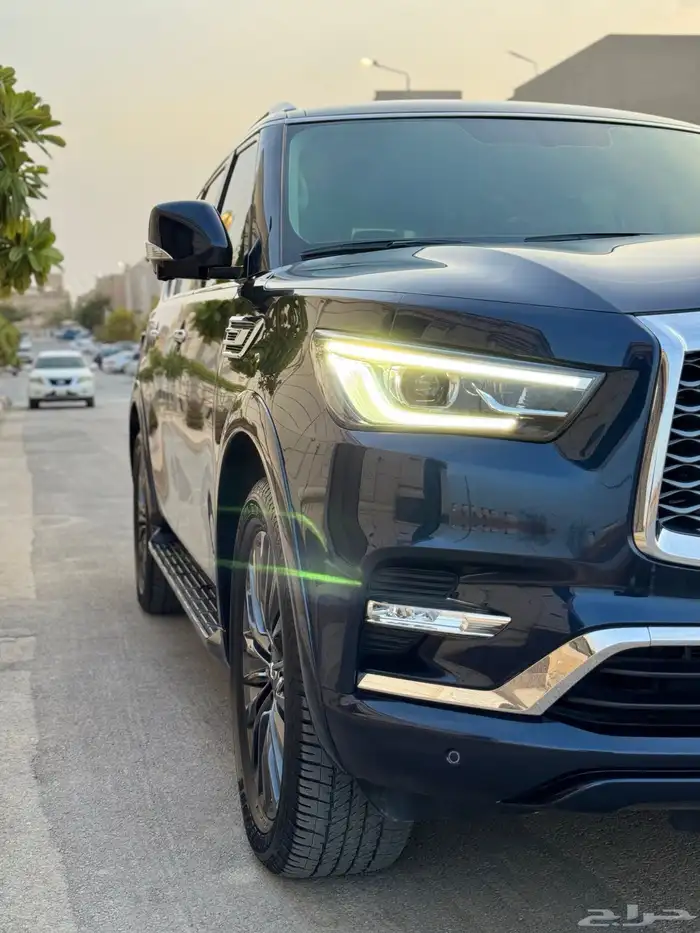 انفنتي QX80 2022 2