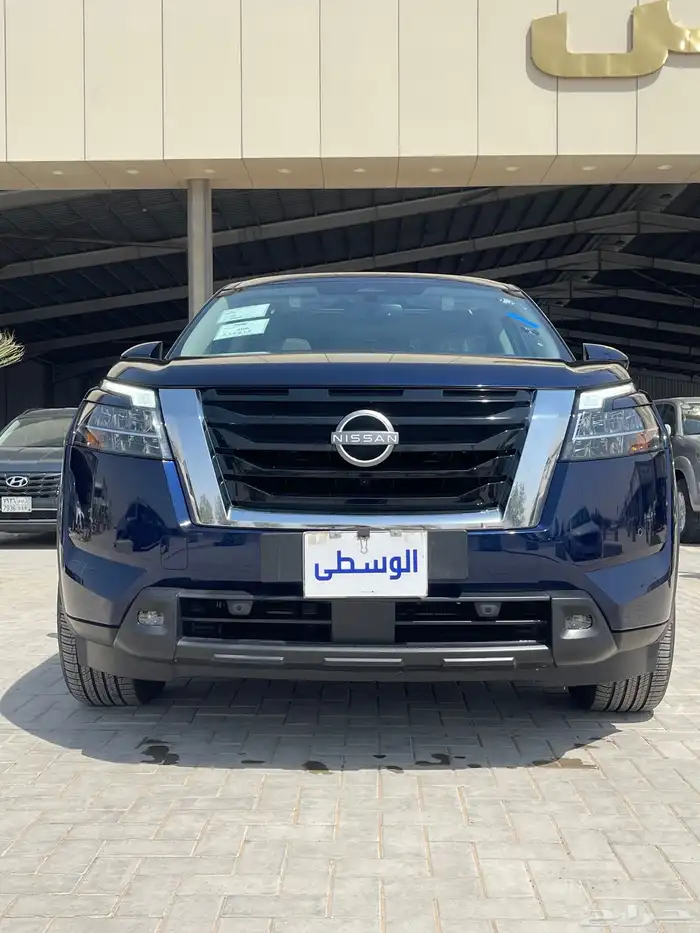 للبيع نيسان باثفندر 2023 SV دبل 0