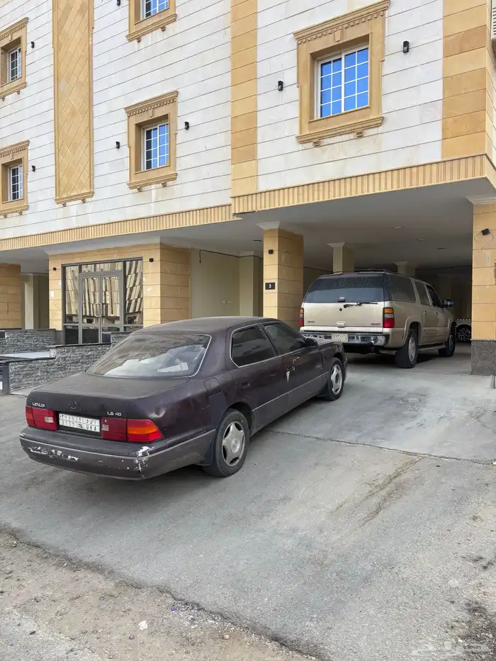 لكزس LS400 1