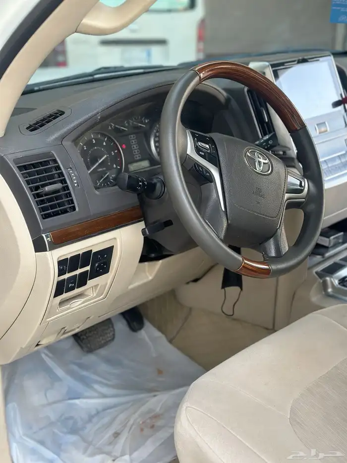 جكسار لاند كروزر 2018 ديزل 1