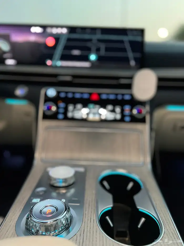 جنسس GV80 رويال فل اوبشن 2025 مالك اول سعودي وكالة 38