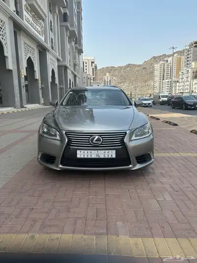 للبيع  لكزس LS460   موديل 2014 index