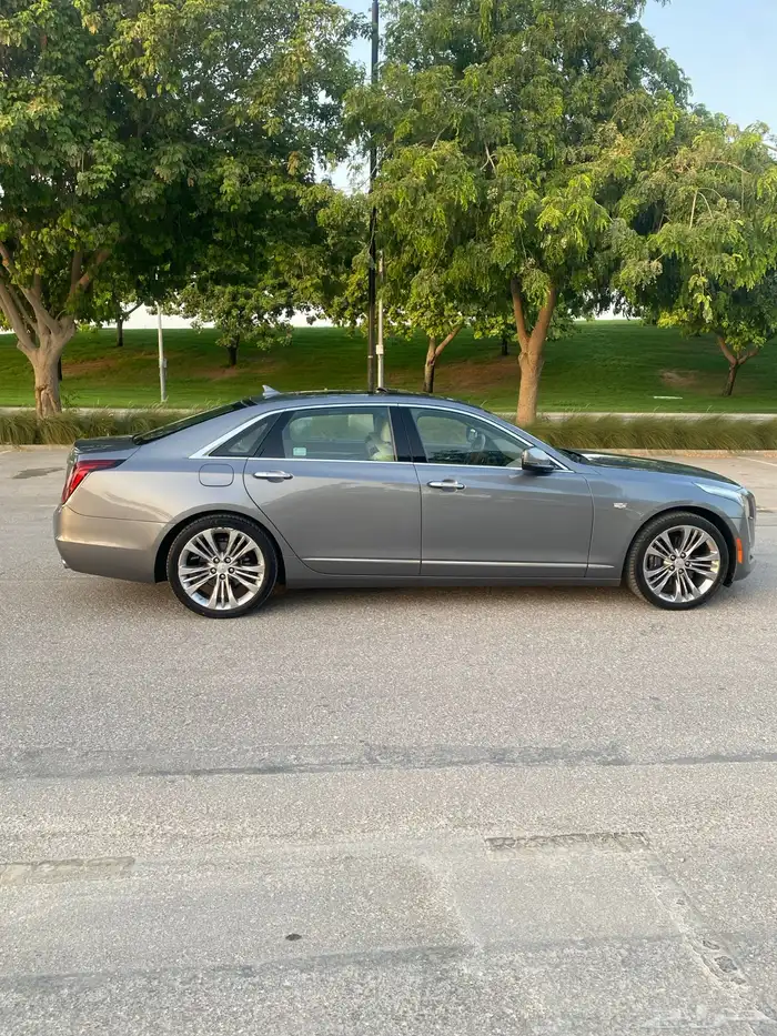 للبيع كاديلاك CT6 موديل 2018 6