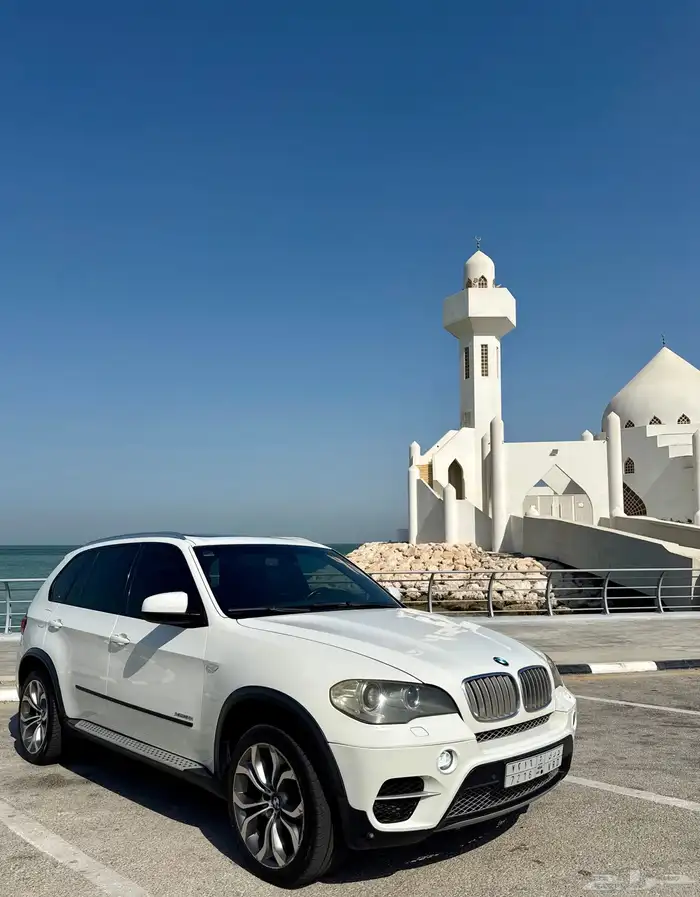 بي ام X5 قمة بالنضافة 1