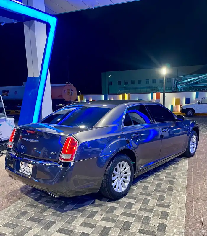 كرايسلر 300c موديل 2014 ممشى قليل 10
