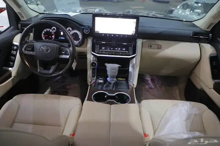 تويوتا لاندكروزر جي اكسار L5 2024 شبه الجديد 17