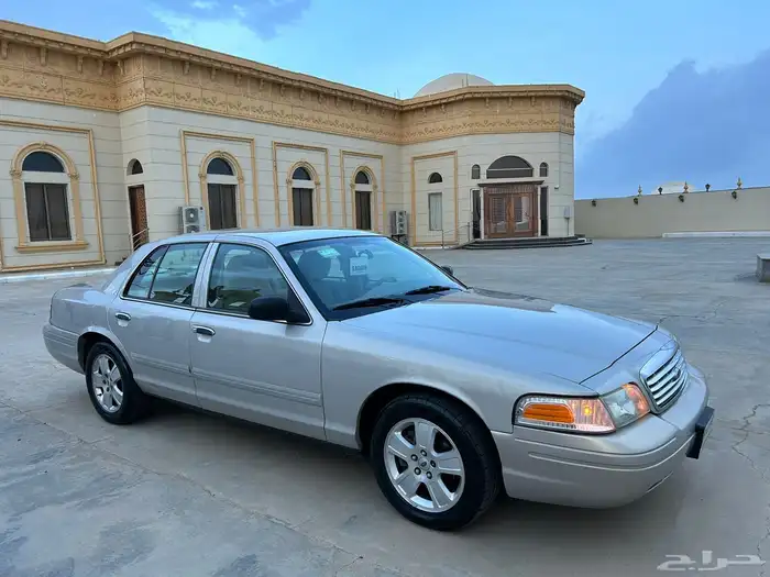 فورد فكتوريا سعودي نظيف 4