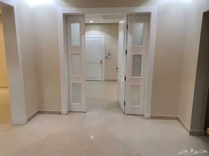 فيلا للبيع في حي المونسيه 73