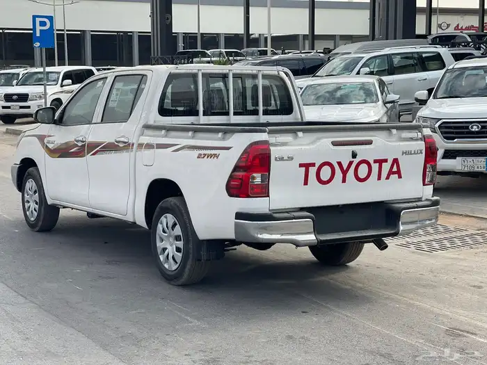 هايلوكس 2025 بنزين تماتيك بريمي 5