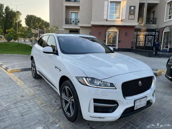 جيب جاكوار f-pace 2020 1