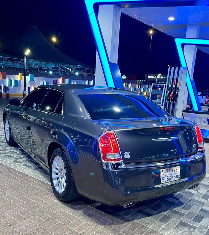 كرايسلر 300c موديل 2014 ممشى قليل 11