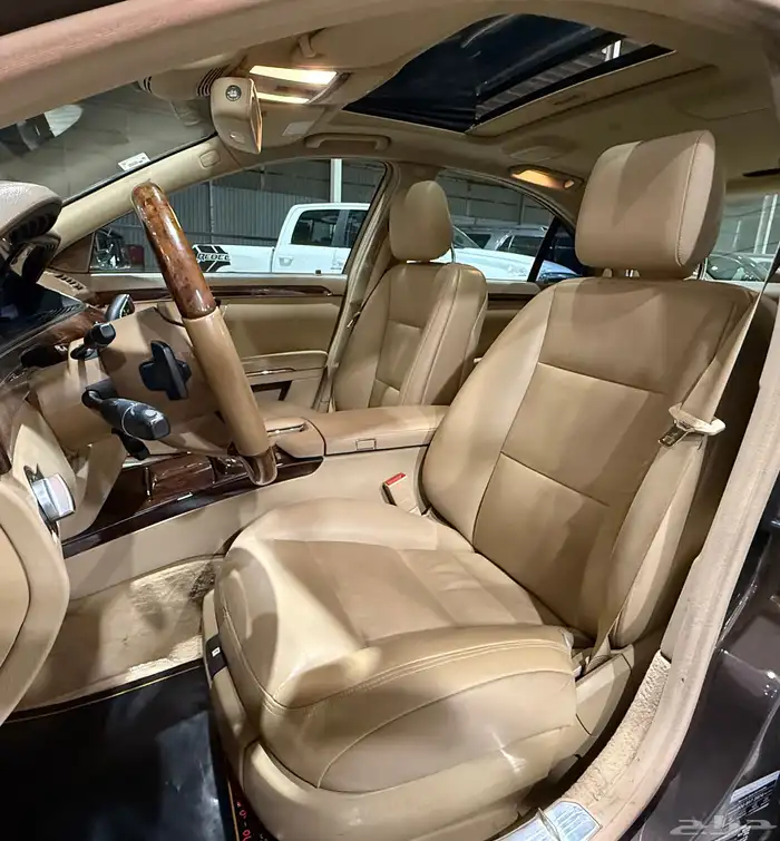 مرسيدس 2010 S300 فتحة (عرض اليوم الوطني) 6