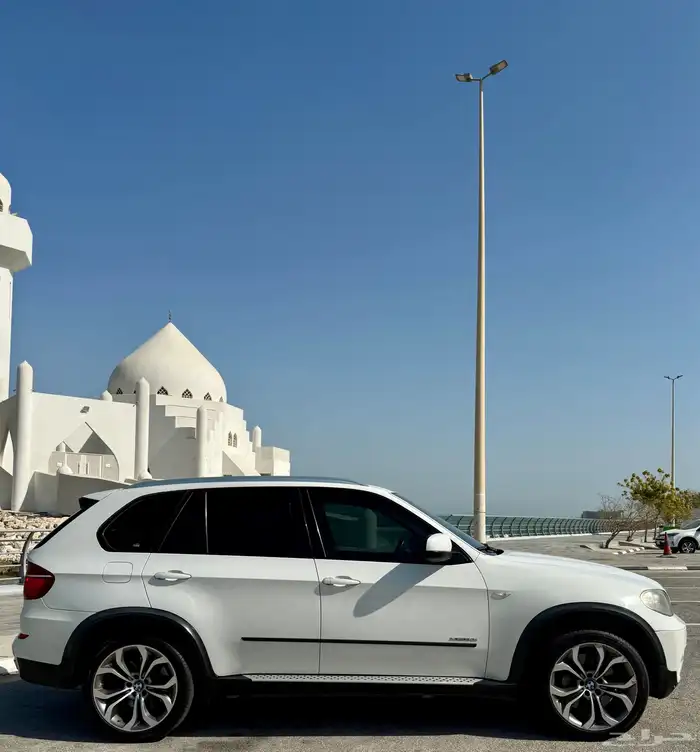 بي ام X5 قمة بالنضافة 2