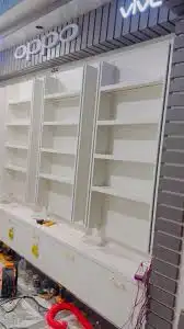 أفضل أعمال النجارة والديكور للمحلات والمنازل 1