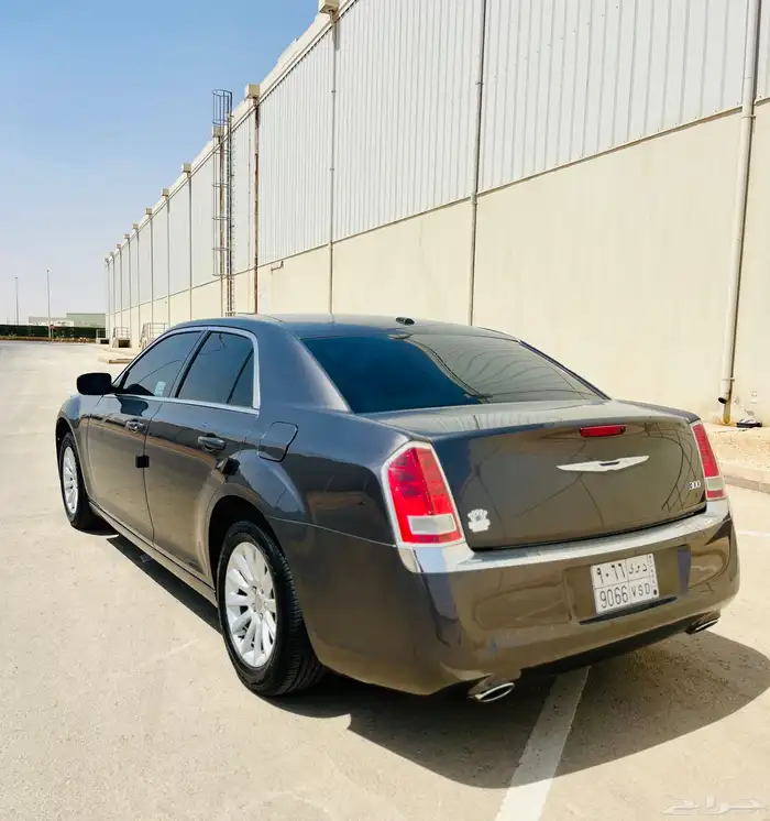 كرايسلر 300c موديل 2014 ممشى قليل 4