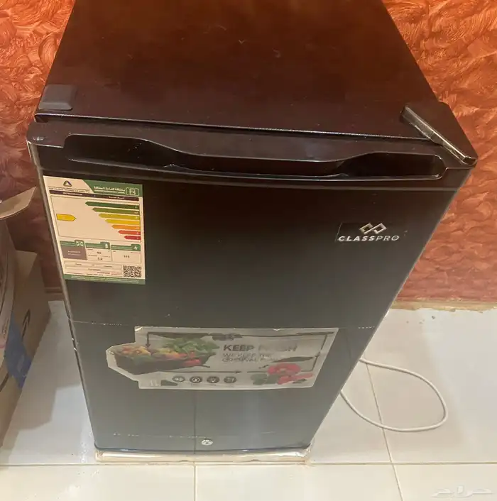 ثلاجة صغيرة كلاس برو سوداء جديدة 3