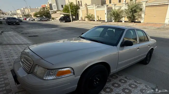 فورد كراون فكتوريا 2011 بوليسي 9