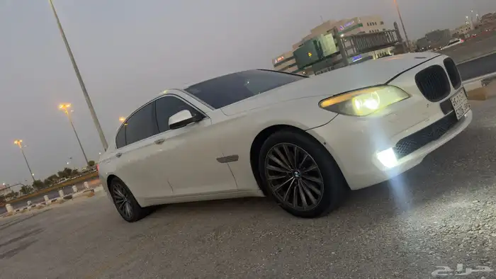 بي ام 740 Li فل قمة النظافه 19