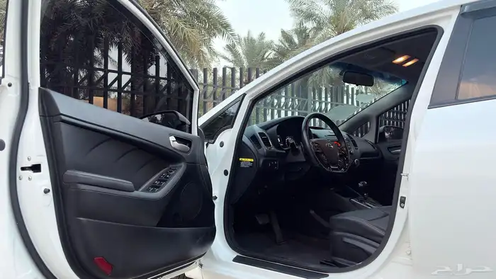 كيا سيراتو K3 2019 ( ديزل . بطاقة جمركية ) 18