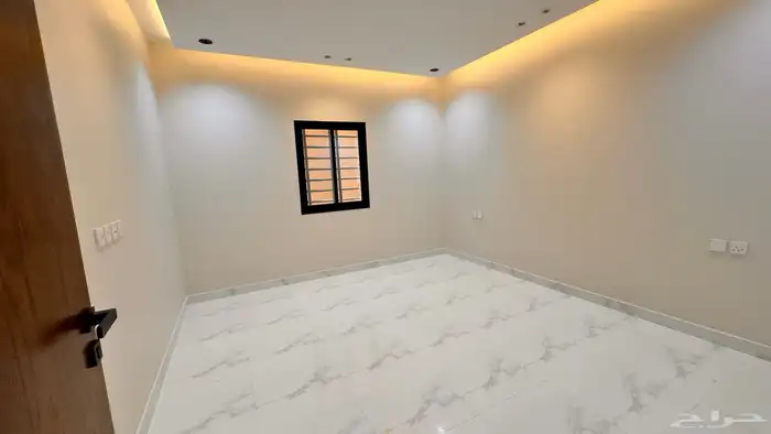للبيع شقه دور ارضي بحوش كبير بسعر مميز 550 الف 13