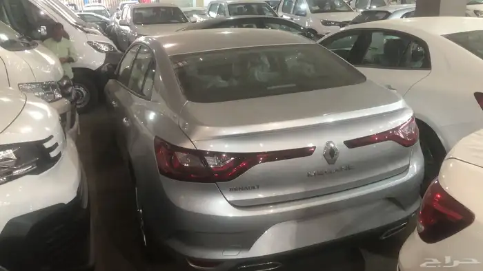 رينو ميجان نصف فل موديل 2024 كاش وتقسيط 4