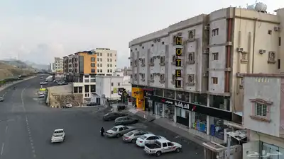 عمارة للإيجار شقق فندقيه سابقا  على شارع الأربعين حي المروج index