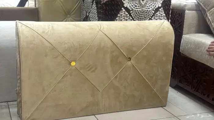 مراتيب طبيه مساند ظهر جلسه عربيه مشمع بيلج ي غرفه نوم 3