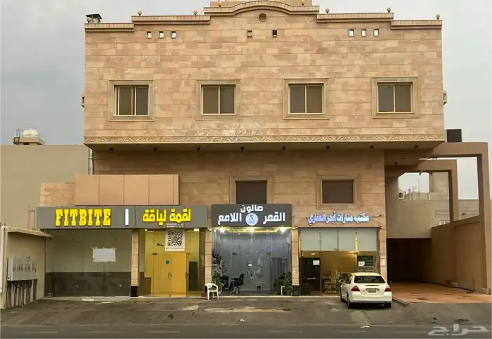 محل فتحتين للإيجار بحي المنارات الفيروز شمال أبحر بجدة 0
