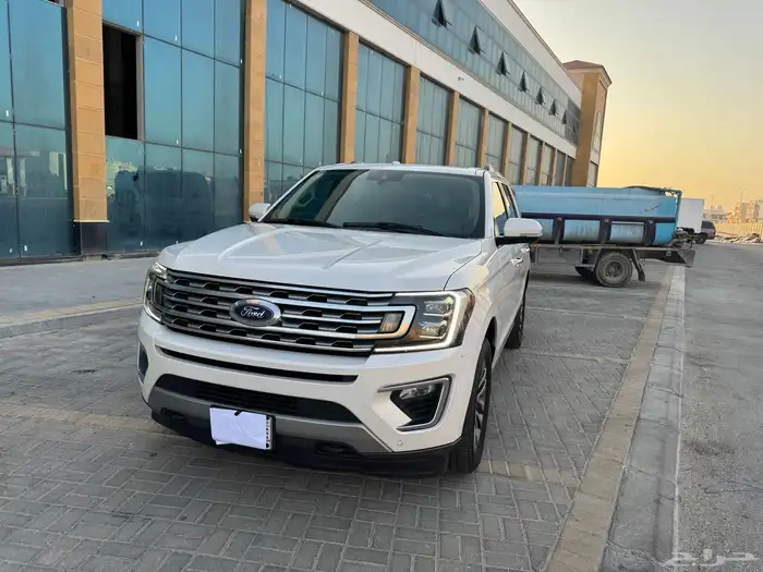 فورد اكسبديشن 2018 لمتد دبل 12