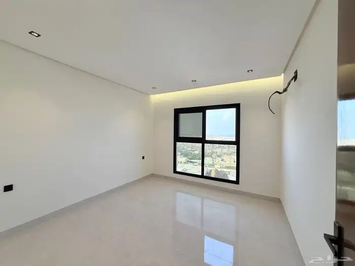 للبيع شقق فندقية بابها لمدعوم سكني ووزراه الدفاع بسعر140الف 17