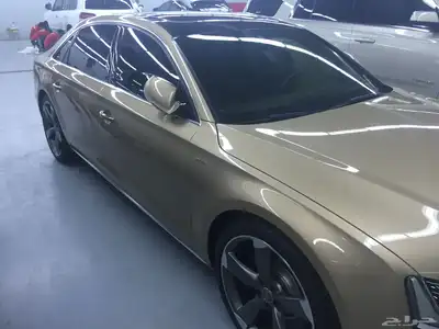 Audi W12 2014 مخزن ونظيف جدا index