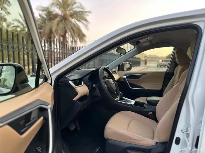 تويوتا راف فور موديل 2022 سعودي هايبرد 29