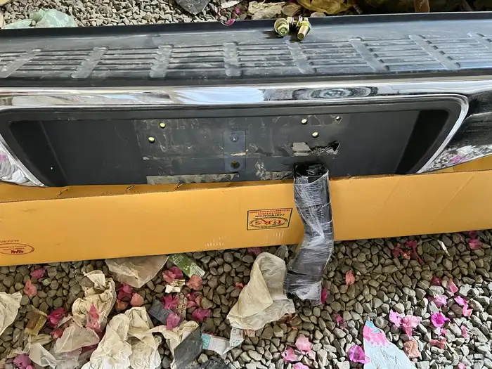 قطع غيار هايلكس من 2007 الا2011 6