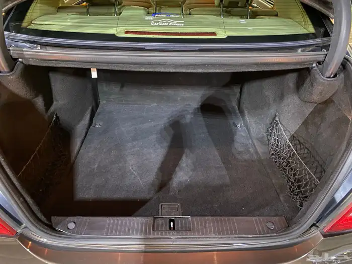 مرسيدس بانوراما S300 2012 جفالي 25