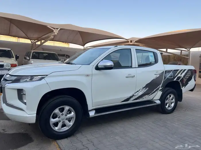ميتسوبيشي ديزل 2022 L200 لدى قمة الاطلال 25