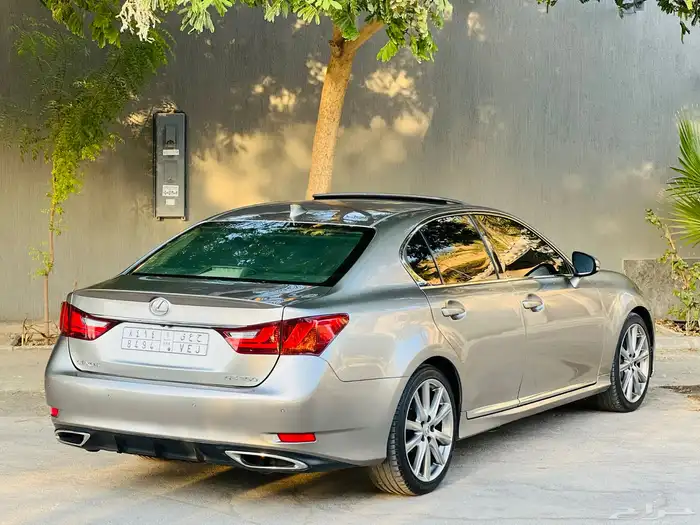 لكزس GS 2015 بدي وكالة محركات وكالة 12