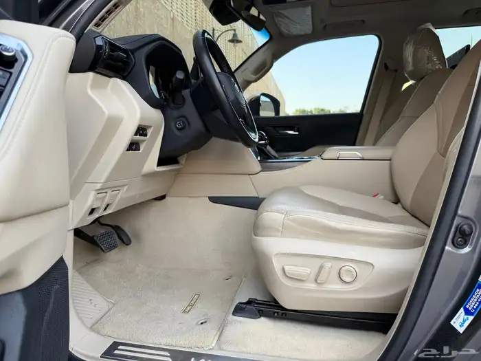 لندكروزر VXR 2022 23