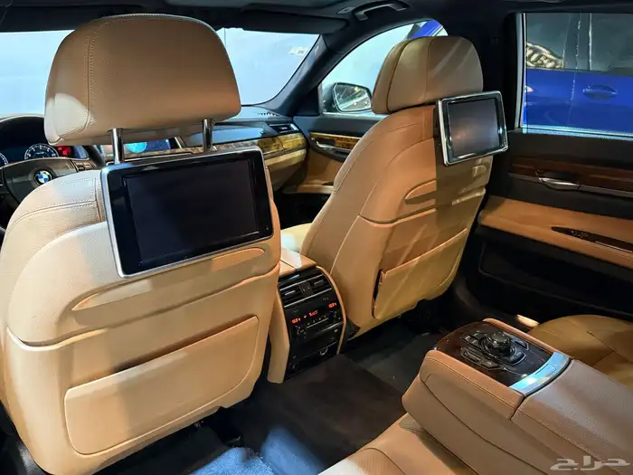 بي ام دبليو 740L  2013 (( بحالة ممتازة )) 18