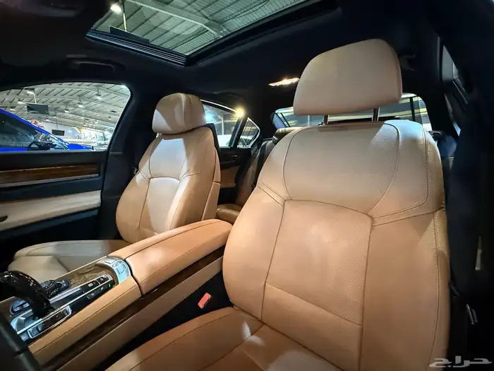 بي ام دبليو 740L  2013 (( بحالة ممتازة )) 17