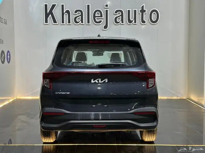 كيا كارينز 2024gl 3
