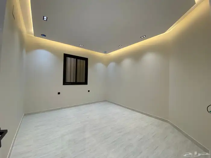 روف علوي مع ملحق بدرج داخلي تشطيب VIP 10