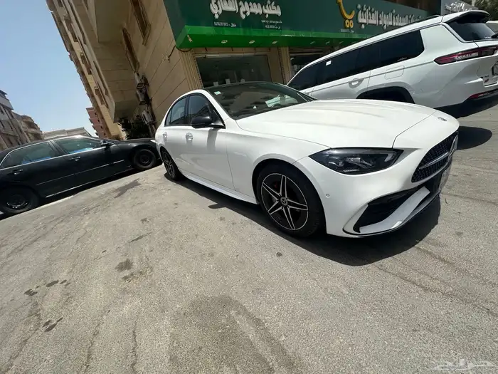 مرسيديس c200 2024 5