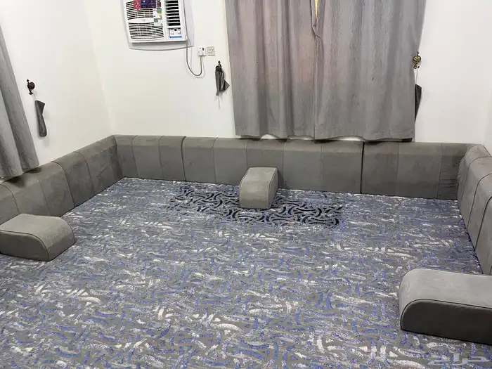 مجلس صغير اربعه بربعه مع السجاده 0