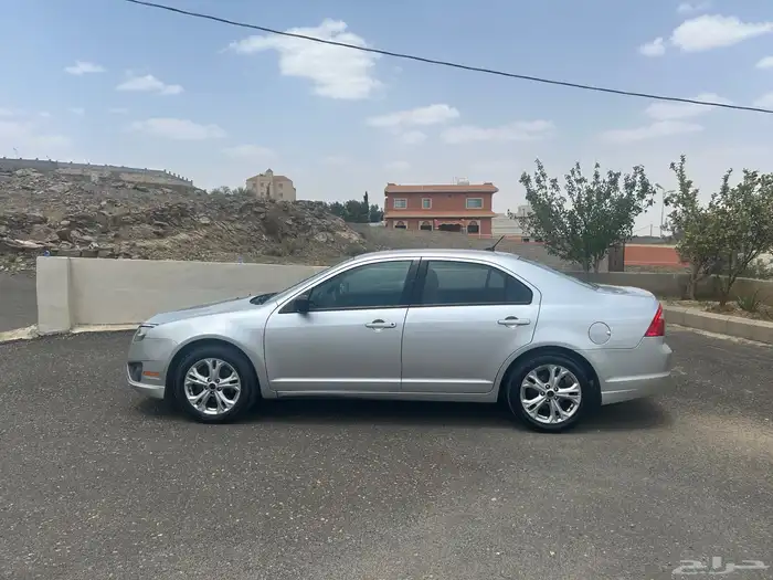 فورد فيوجن 8