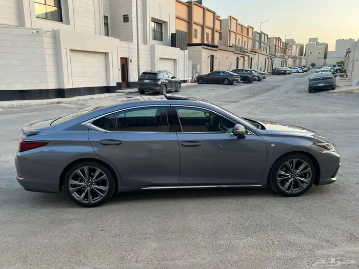 لكزز ES 350 2021 F سبورت موتر شرط وكاله قمه بنضافه 2