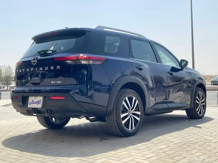 للبيع نيسان باثفندر 2023 SV دبل 6
