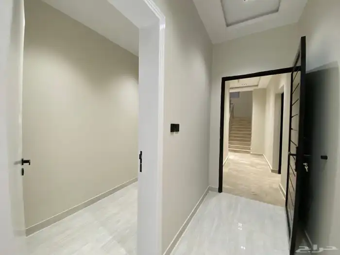 روف علوي مع ملحق بدرج داخلي تشطيب VIP 1